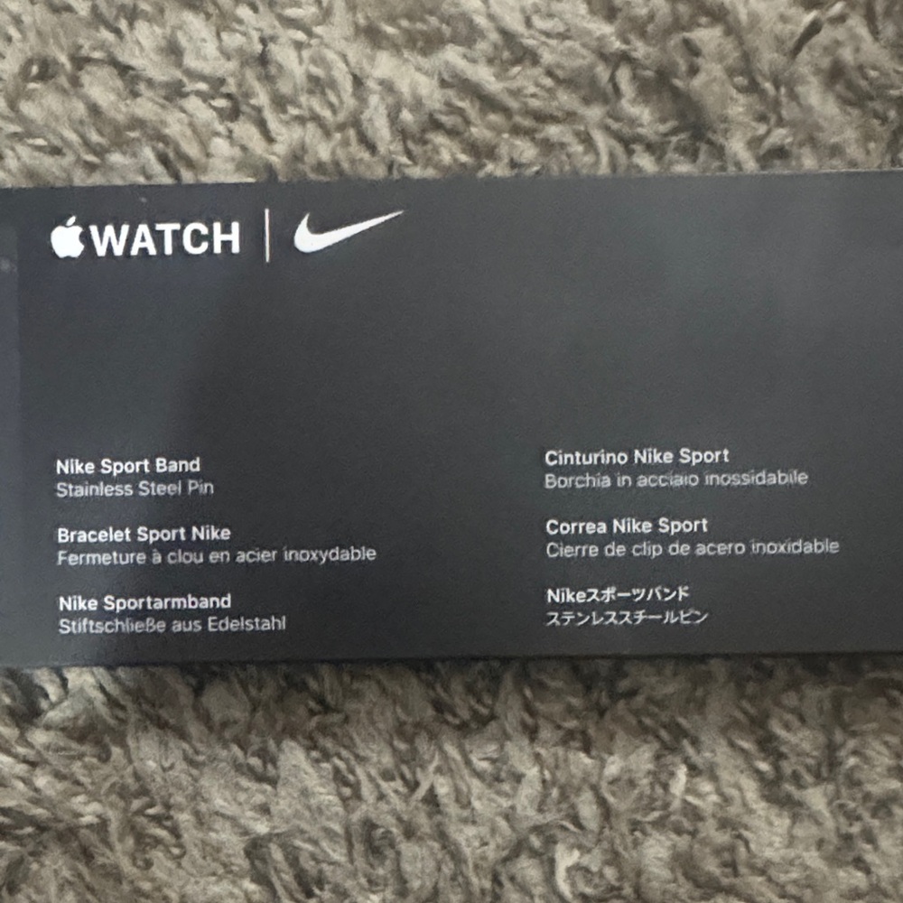 Nike Sport Band hasta light Silver for Apple Watch - Picture 2 of 7